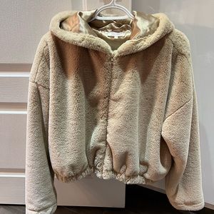 Beige fur zippy size M
